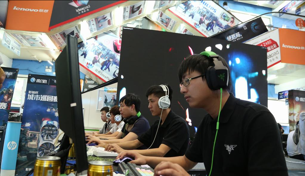 权手里夺走 权手里夺走